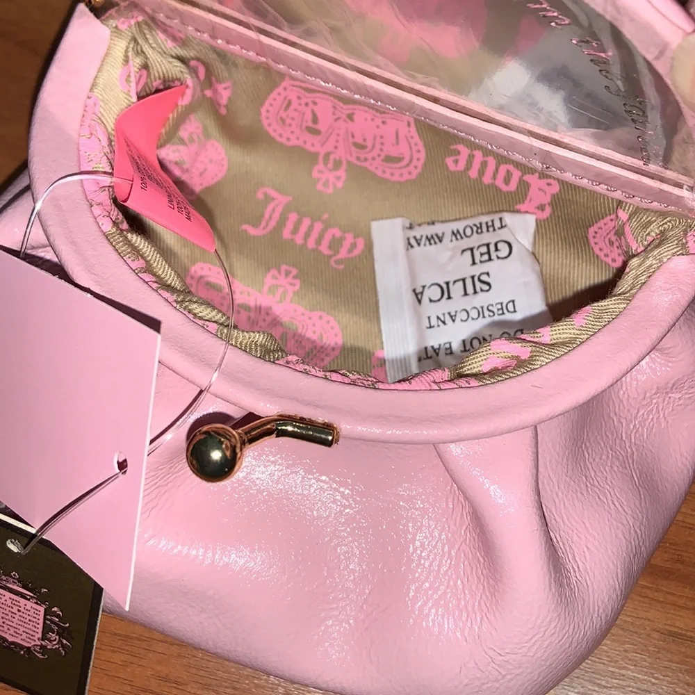 NWT Original Juicy Couture Cosmetic Kisslock Pouch